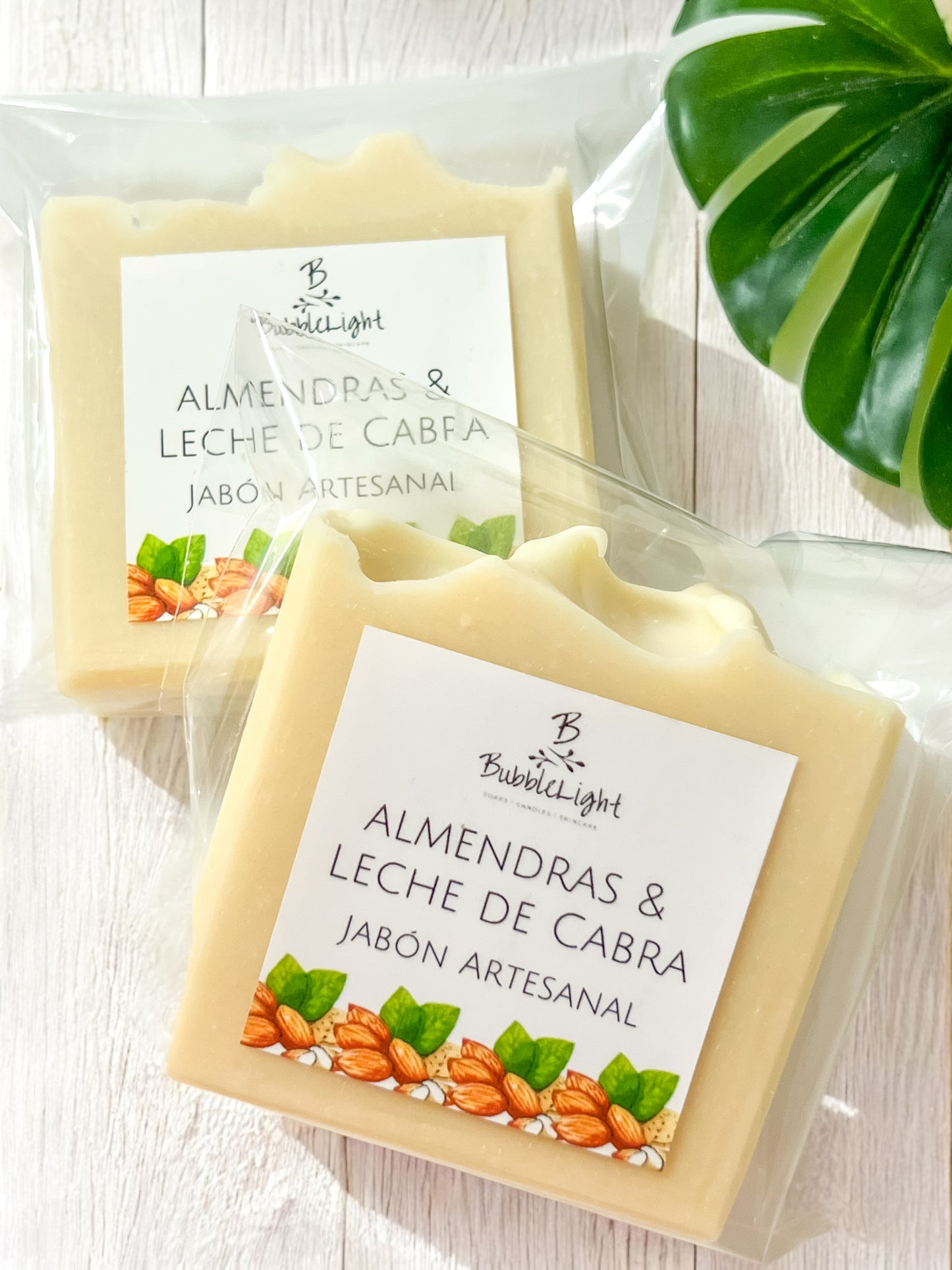 Jabón Artesanal Almendras & Leche de Cabra