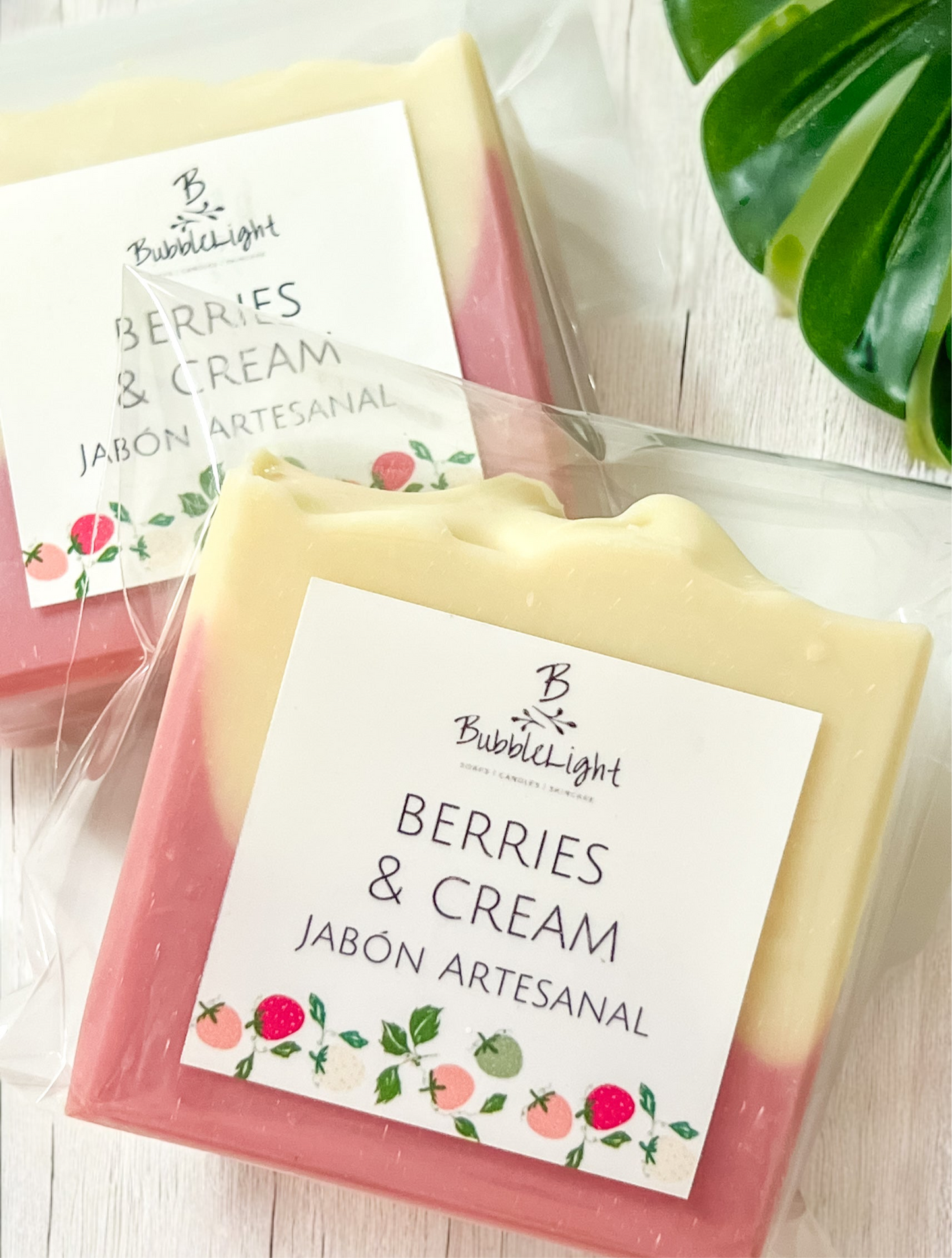 Jabón Artesanal Berries & Cream